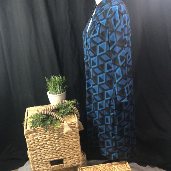 Banana Republic Shift Dress Med blue/black geometric pattern office to dinner - Picture 3 of 7